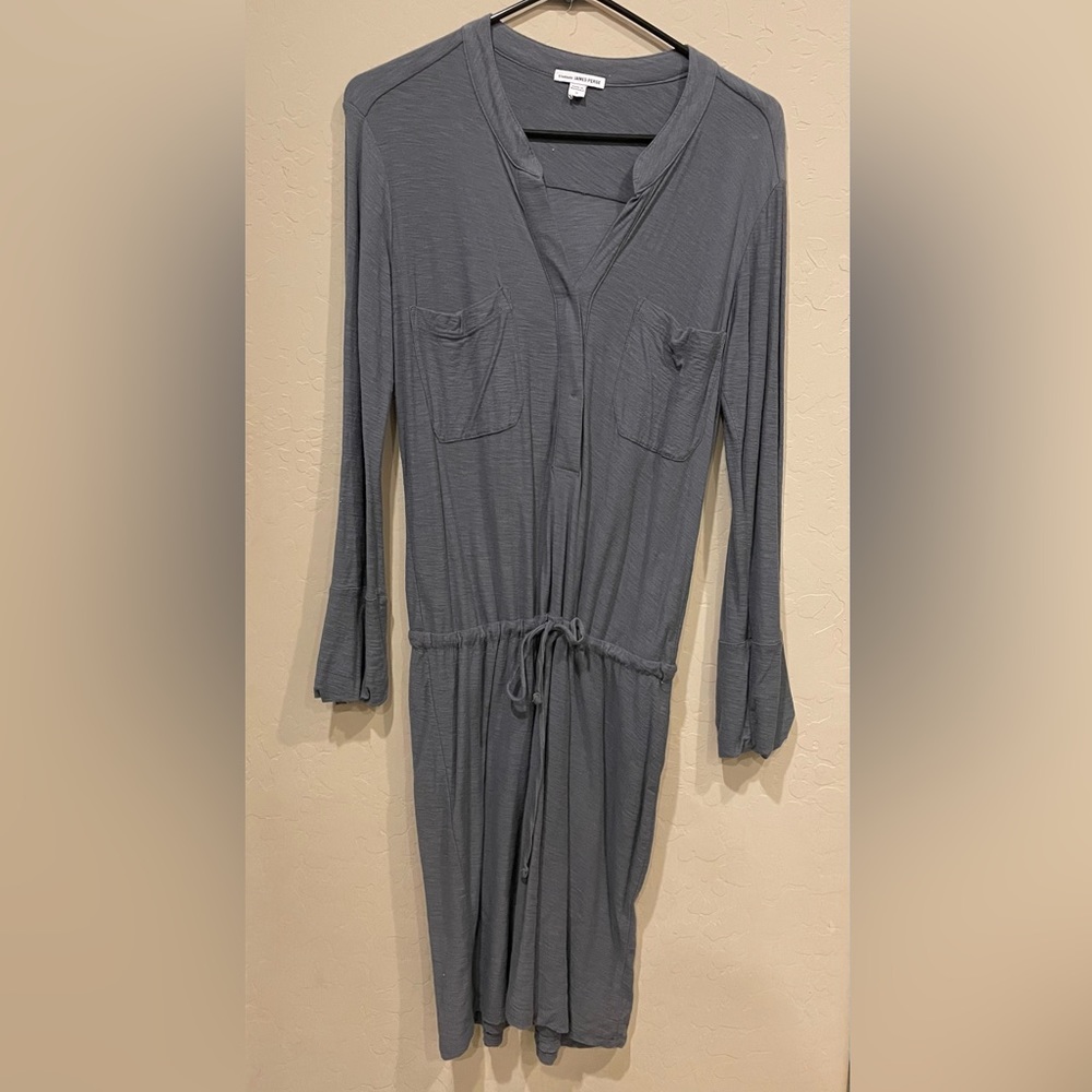James Perse Size 2 long sleeve drawstring dress.